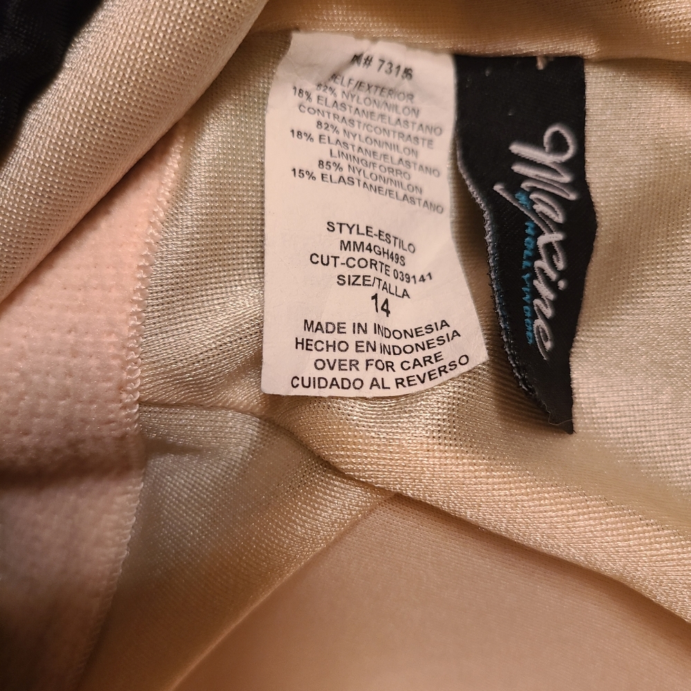 Women's Size 14 swimsuit by Maxine - Picture 3 of 3